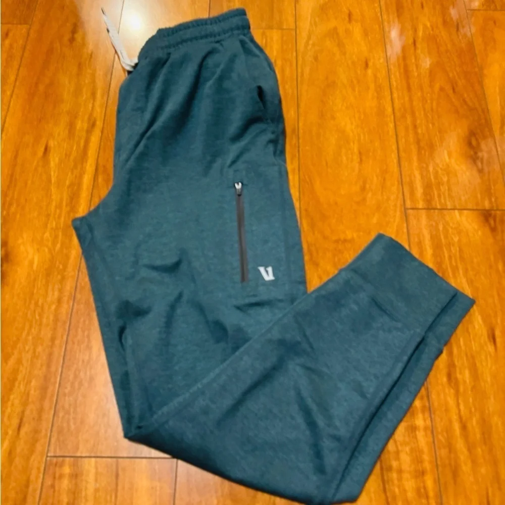 VUORI Men's Dark Green Jogger Pants